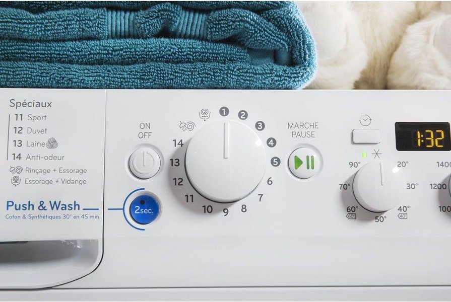 INDESIT BWUA 51051 L B