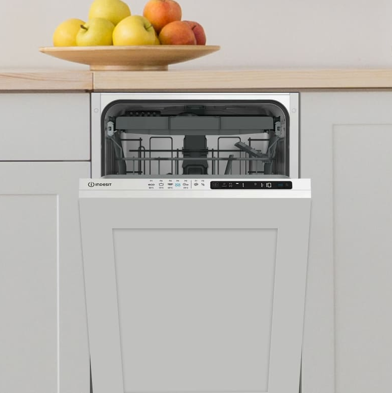 Шириной 45 см