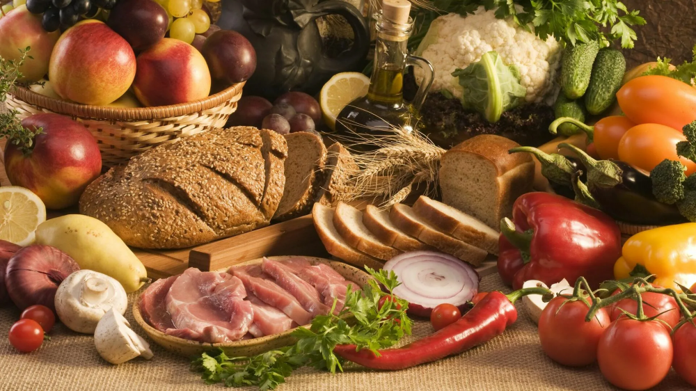 Правильно храним продукты в холодильнике: советы и рекомендации